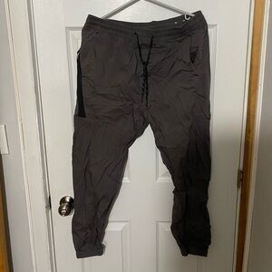 Grey American eagle joggers